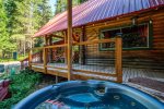Merry Cabin`s location is very private - great for a great night`s sleep